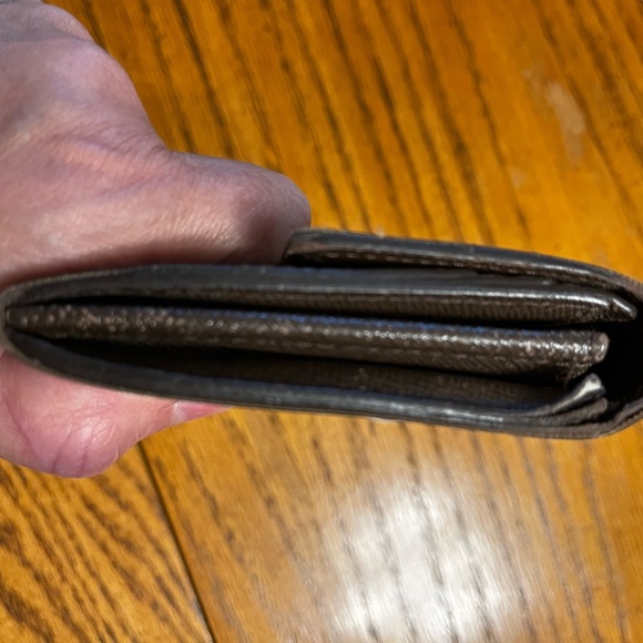 Louis Vuitton Damier Pattern wallet - Picture 11 of 11